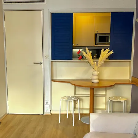 Appartement 2P Balcon Proche La Defense Arena Parking Gratuit Courbevoie Exterior photo