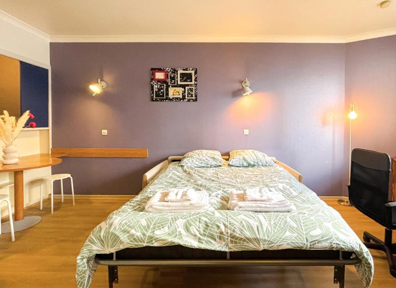 Apartment 2p Balcon Proche La Defense Arena Parking Gratuit *